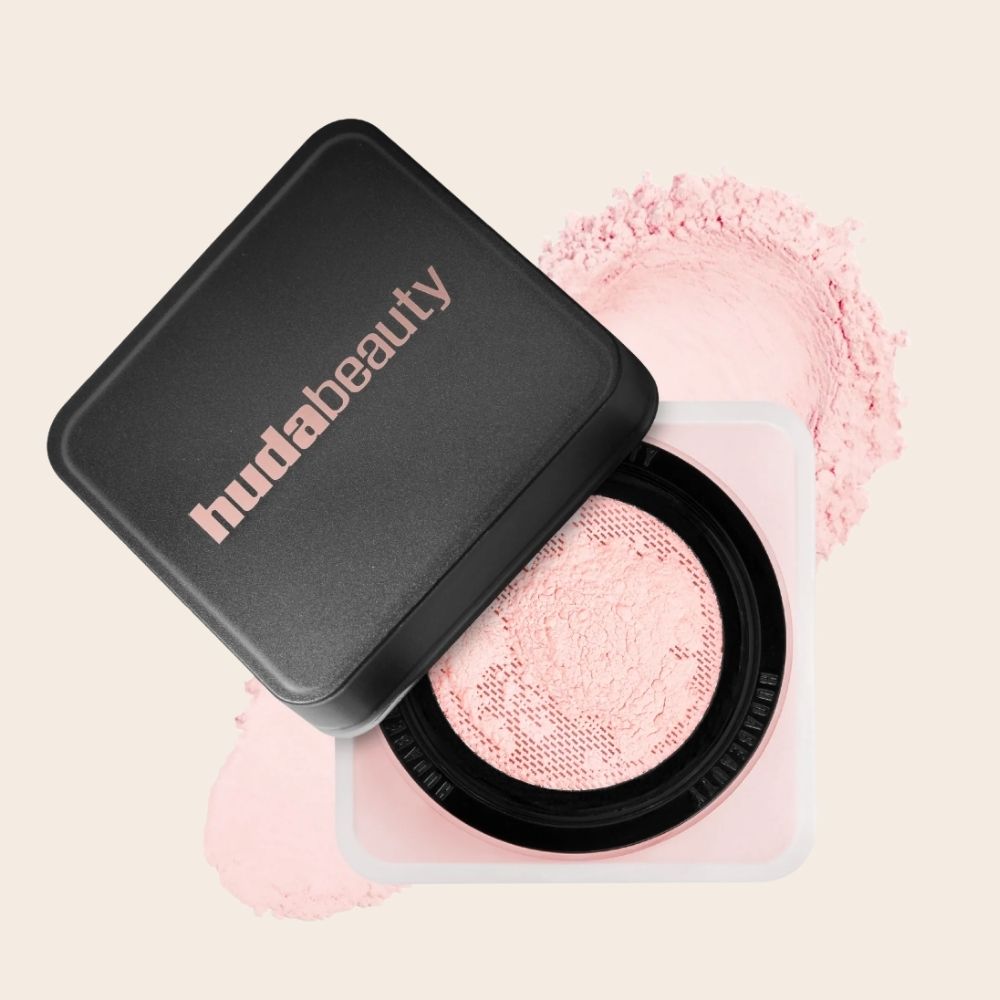 Huda Beauty Easy Bake Loose Baking and Setting Powder